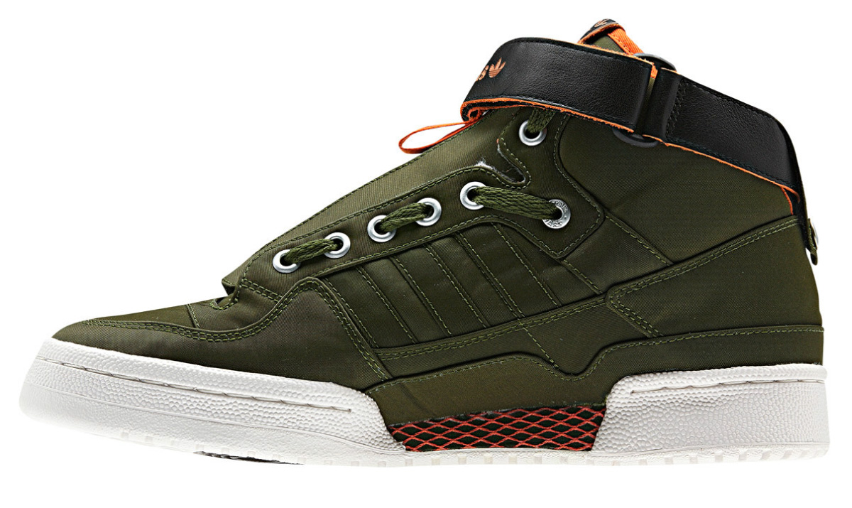Star Wars Forum Mid Shoes :: Adidas
